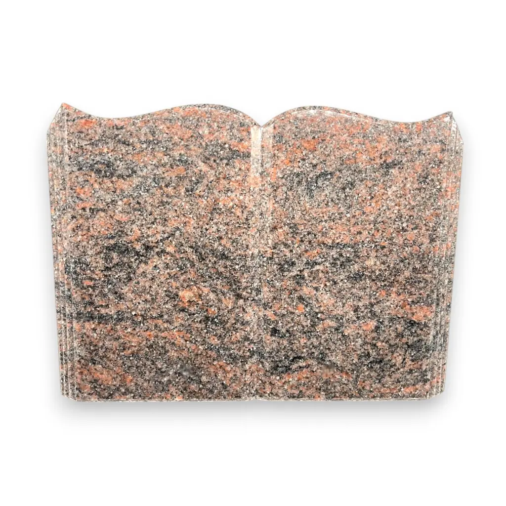 Livre découpé gravé 30_40 HB.webp