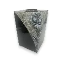 Vase sculpté avec rose VFRO